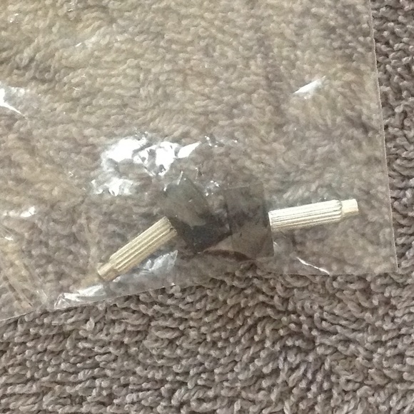 Like new sparkly gold heels - Picture 4 of 6